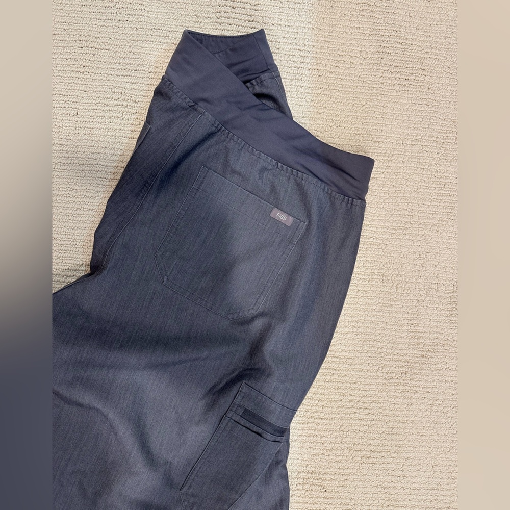 Figs Basic High-Waisted Basic Scrub Bottom Graphi… - image 2